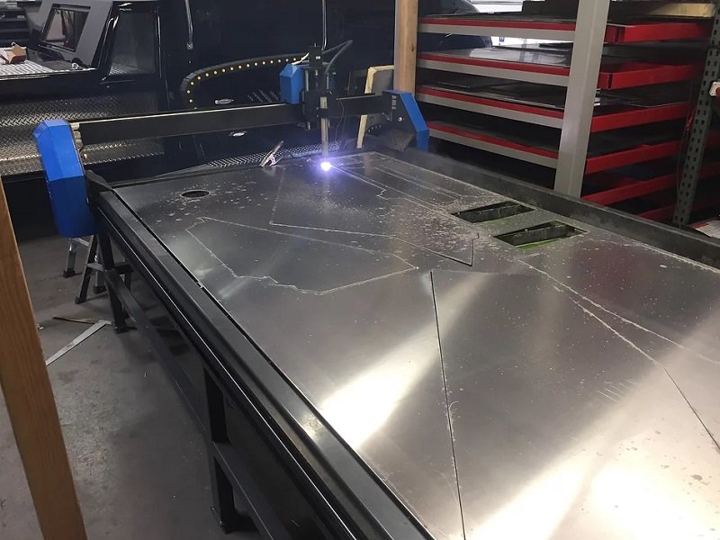 How Do CNC Plasma Cutters Work